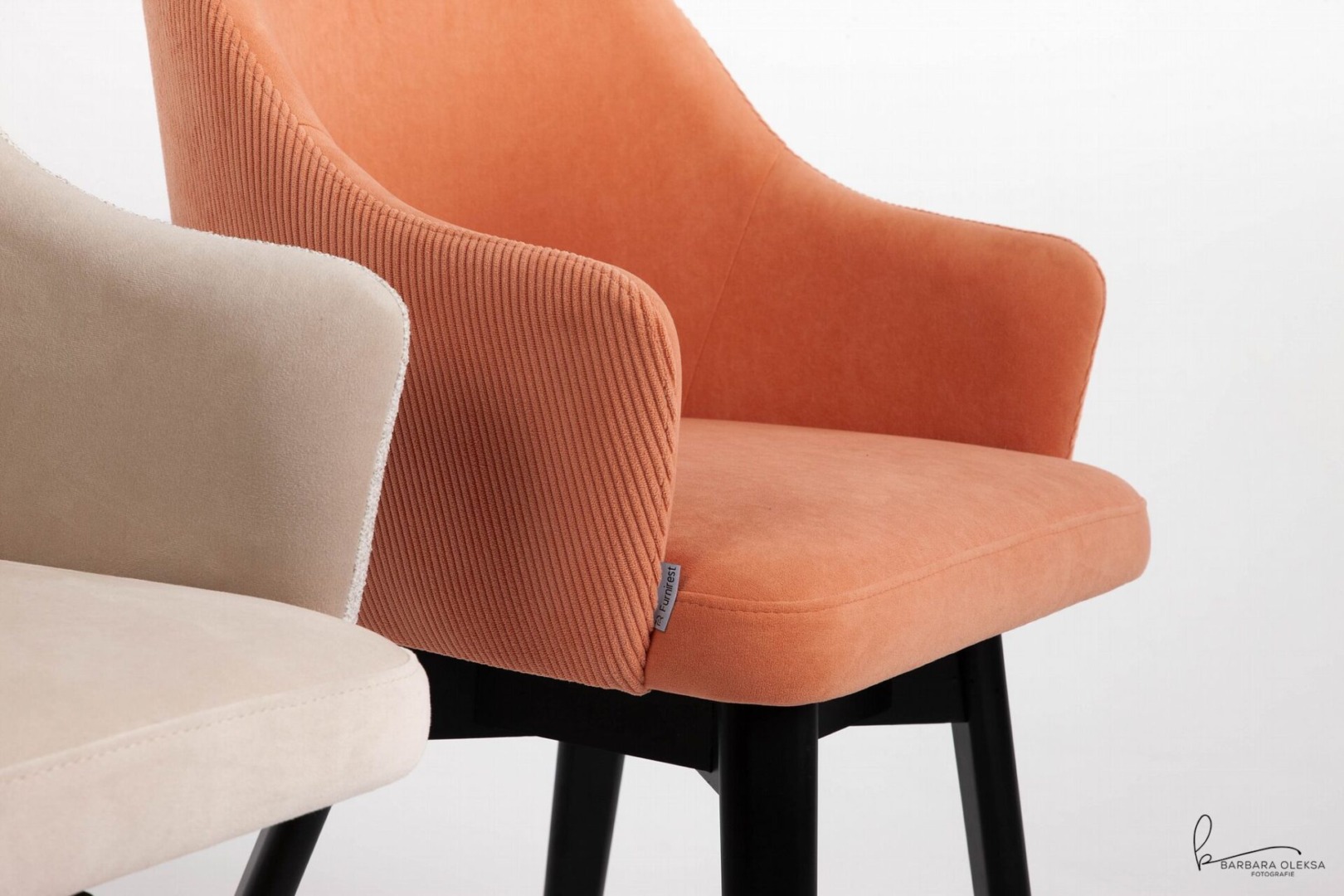 ROLFEN – relaxační křeslo LC Partners ROLFEN – relaxační křeslo LC Partners